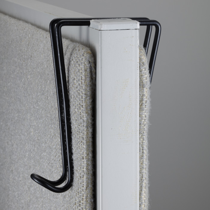 Wire cubicle hooks One sided
